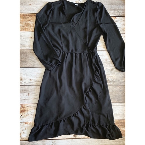 Old Navy Dresses & Skirts - ✨Semi-Sheer Faux Wrap Dress